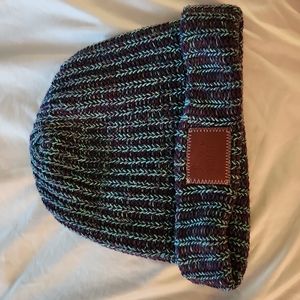 Love Your Melon knit hat